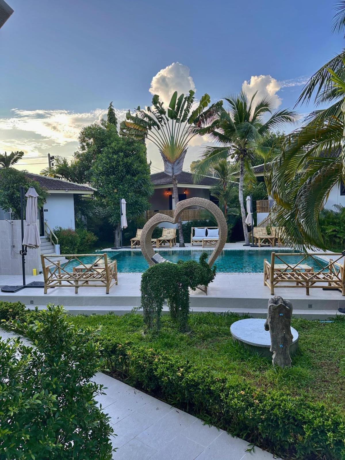 Tulum Villa Resort Amphoe Koksamui Buitenkant foto